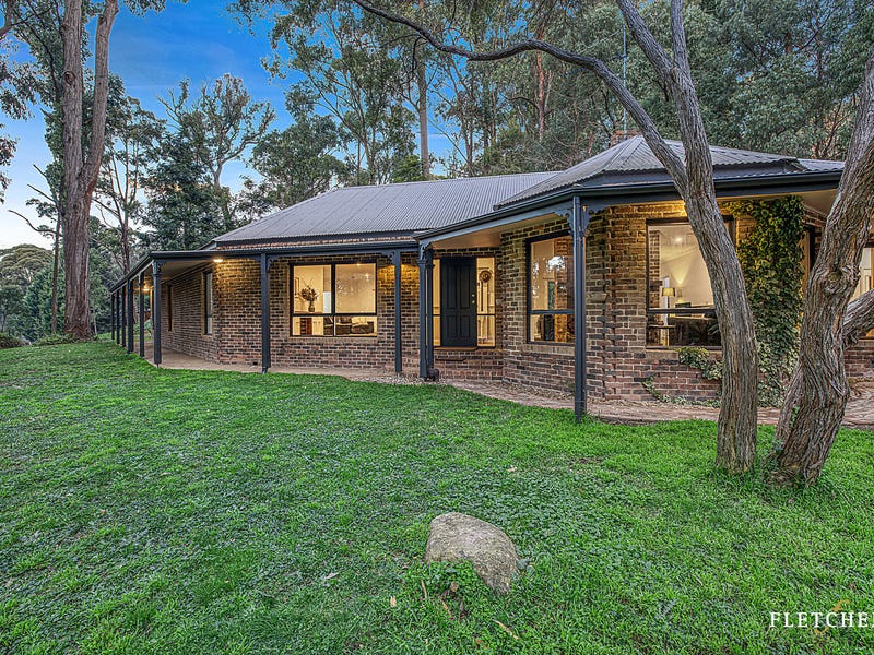 2 Mountain View Road, Kalorama, Vic 3766 - Property Details