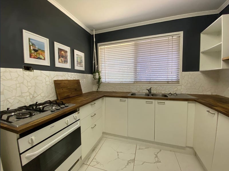 2 Mackenzie Drive, Moranbah, Qld 4744 House for Sale