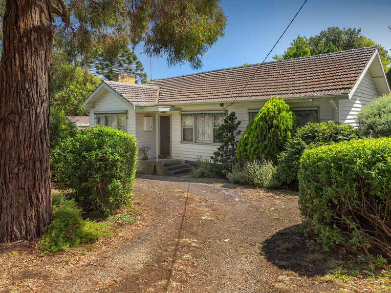 33 Peel Street, Berwick, VIC 3806