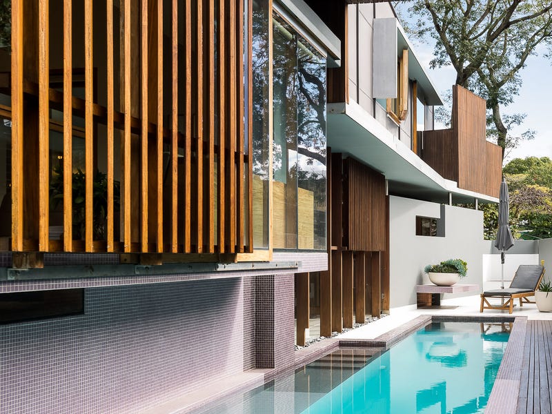 15 Abercrombie Street, Teneriffe, Qld 4005 Property Details