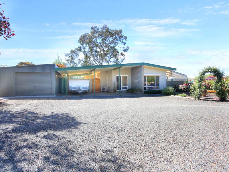 25 Barossa Valley Way, Tanunda, SA 5352 Property Details