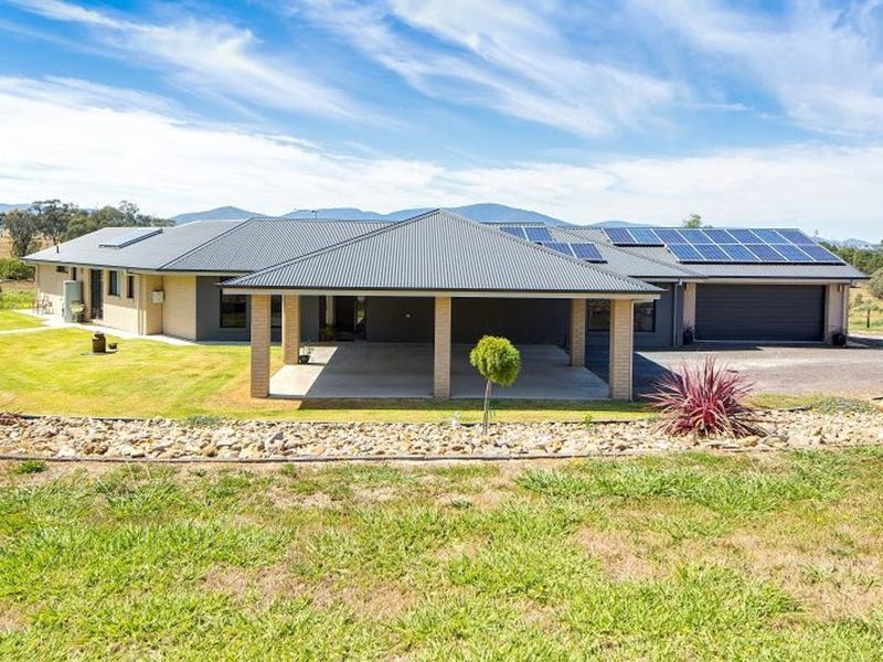 62 Isaacs Avenue, Yackandandah, Vic 3749 Property Details