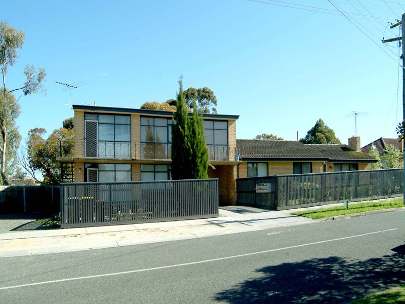 18 Bakewell Street, Herne Hill, Vic 3218