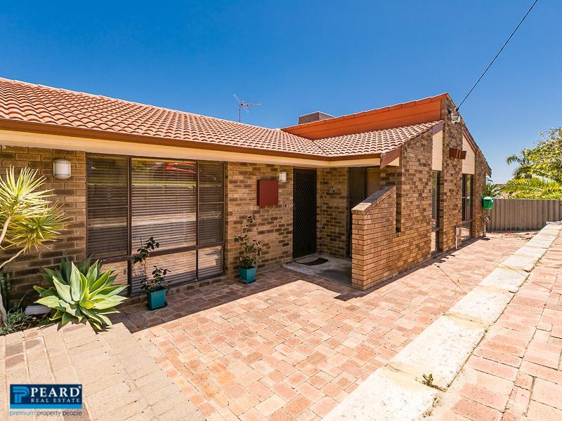 23 Warner Drive, Padbury, WA 6025 Property Details