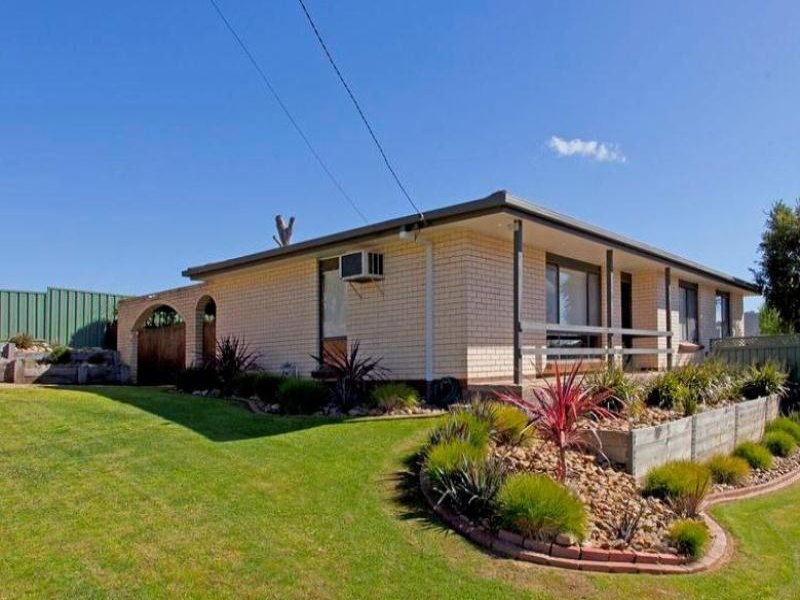 712 Pearsall Street, Lavington, NSW 2641 Property Details