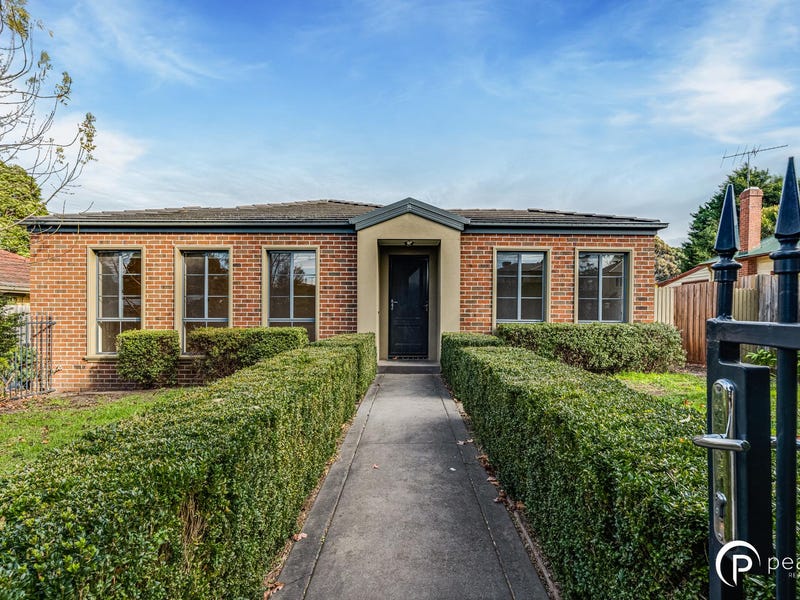 1/70 Elgin Street, Berwick, VIC 3806
