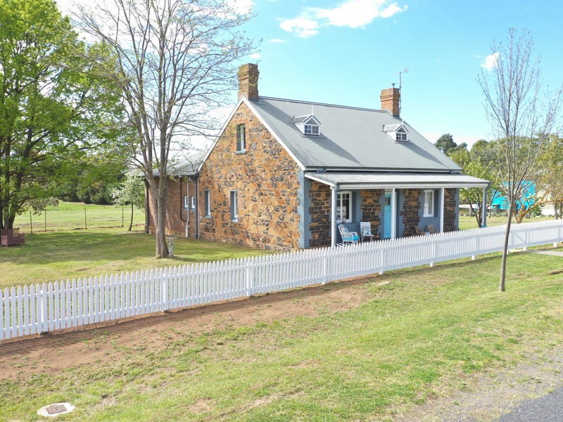 87 Macarthur Street, Taralga, NSW 2580 Property Details