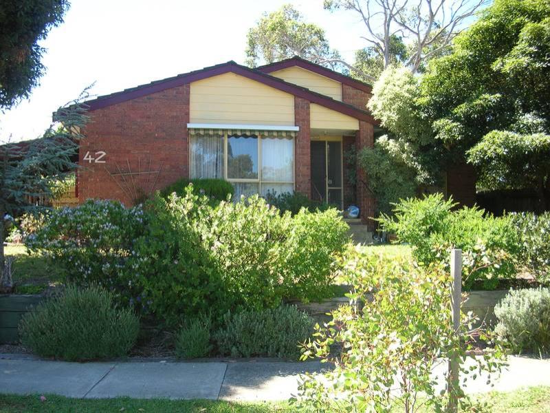 42 Franciscan Avenue, Frankston, Vic 3199 Property Details