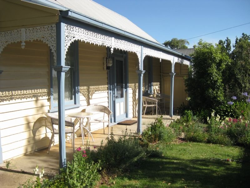 71 West St, Daylesford, Vic 3460 Property Details