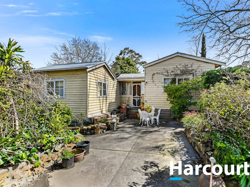 1214 Allan Street, Berwick, Vic 3806 House for Sale
