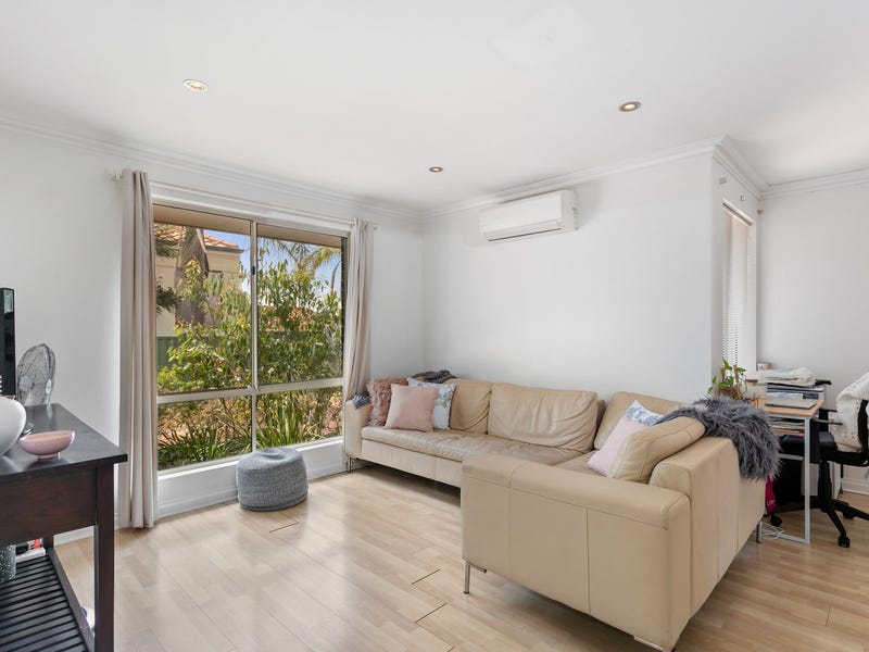 2/75 Brighton Road, Scarborough, WA 6019 Property Details