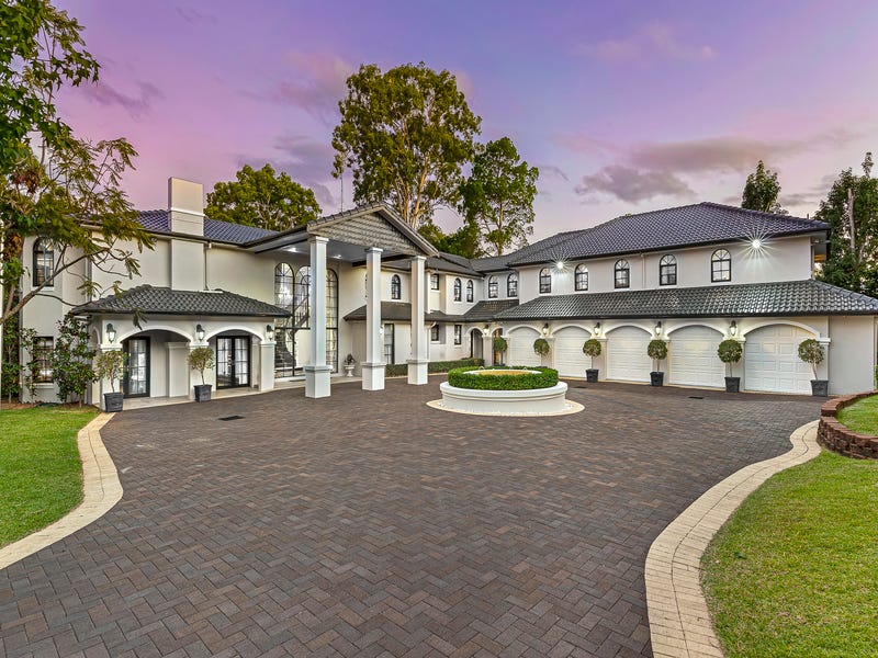 2 Charlton Street, Southport, Qld 4215 Property Details