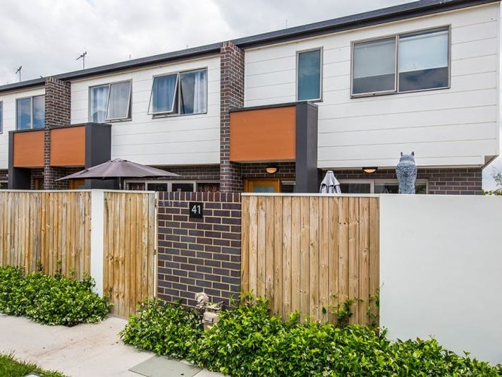 41/8 Henry Kendall Street, Franklin, ACT 2913 Property Details