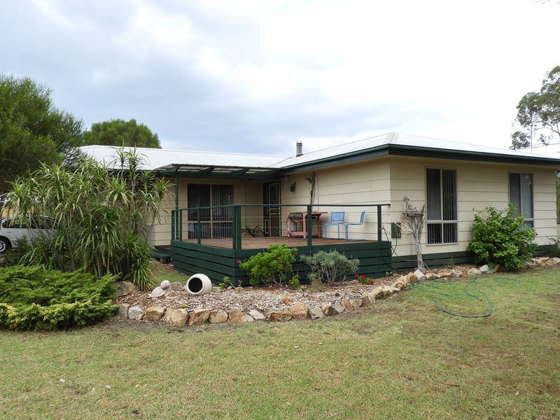 6 Shoreward Avenue, Newlands Arm, VIC 3875