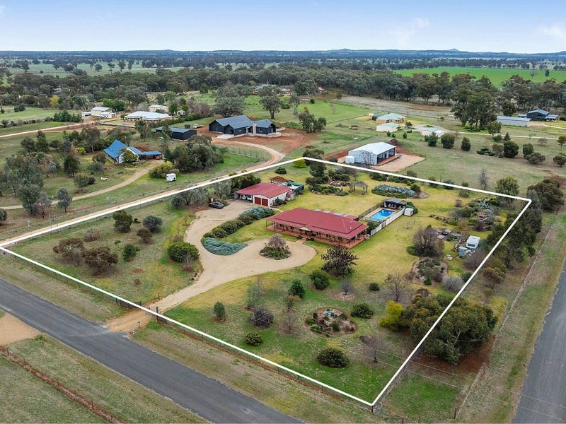 11 Kurrawong Street, Temora, NSW 2666 House for Sale