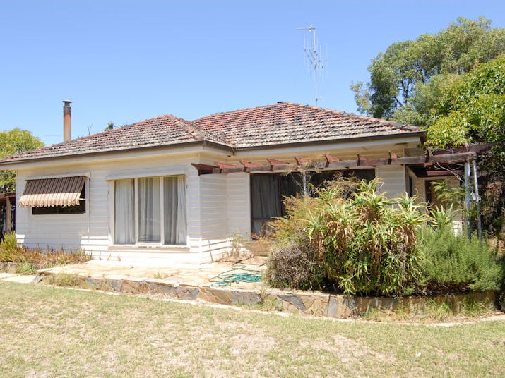 416 HENRY STREET, Deniliquin, NSW 2710 Property Details