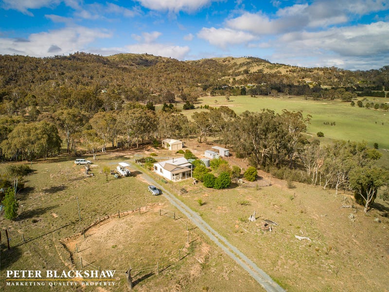 112 Hutchinson Place, Burra, NSW 2620 Property Details