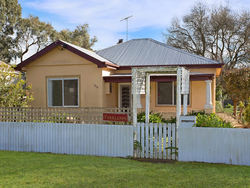 116 Bell Street, Penshurst, Vic 3289 Property Details