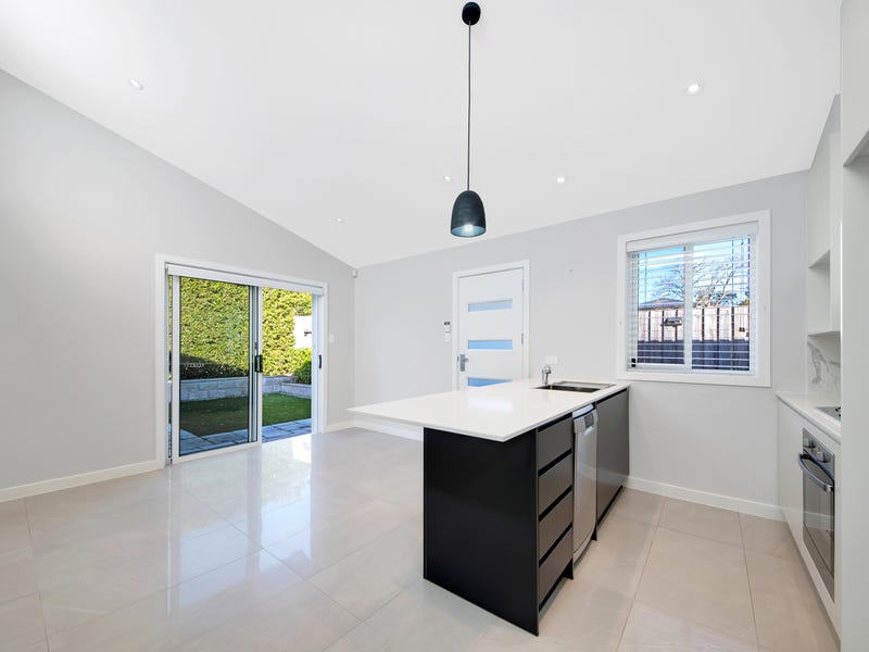 11 Handley Avenue, Turramurra, NSW 2074