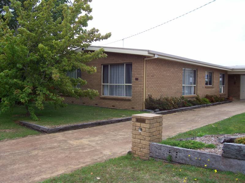 80 Scott Street, Heywood, VIC 3304