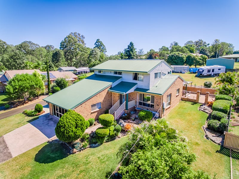 21 Emerald Drive, Southside, Qld 4570