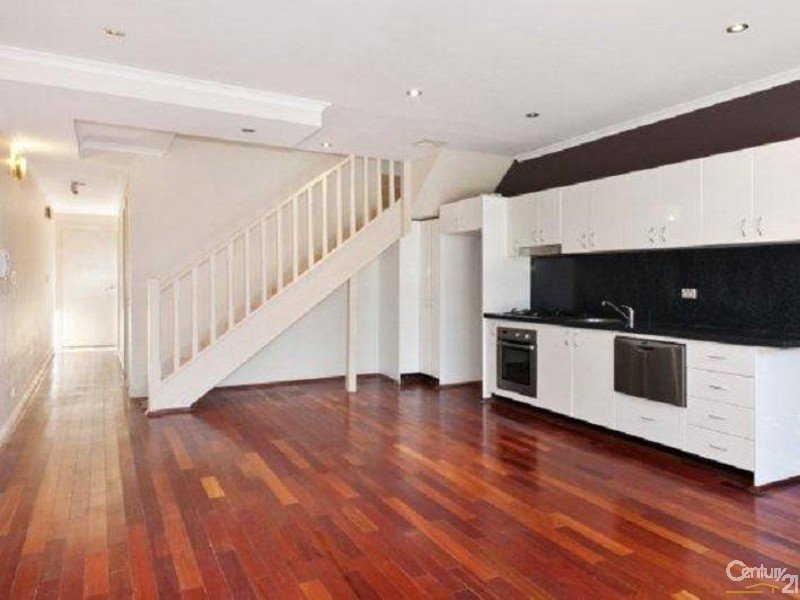 4/17 Lord St, Newtown, NSW 2042 Property Details