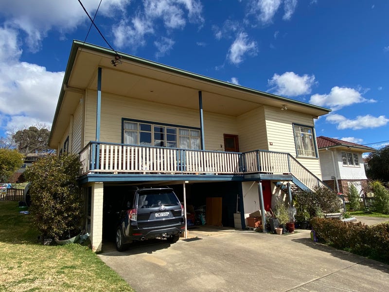 12 Hargrave Street, Armidale, NSW 2350