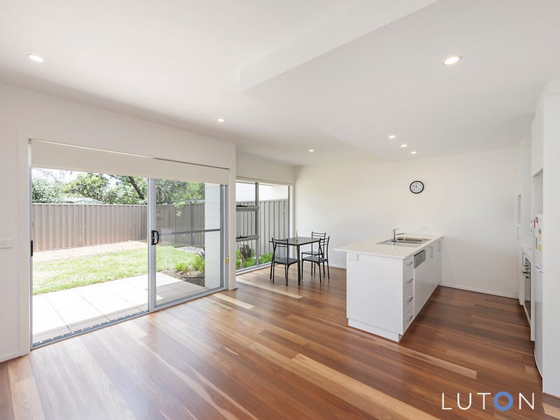11/101 Eggleston Cres, Chifley, ACT 2606