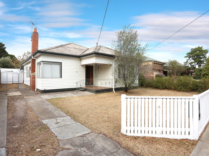 8 Lincoln Avenue, Coburg North, VIC 3058