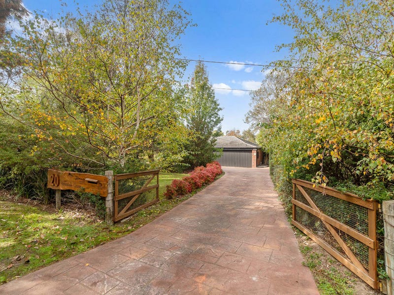 20 Rosedale Grove, Frankston South, VIC 3199