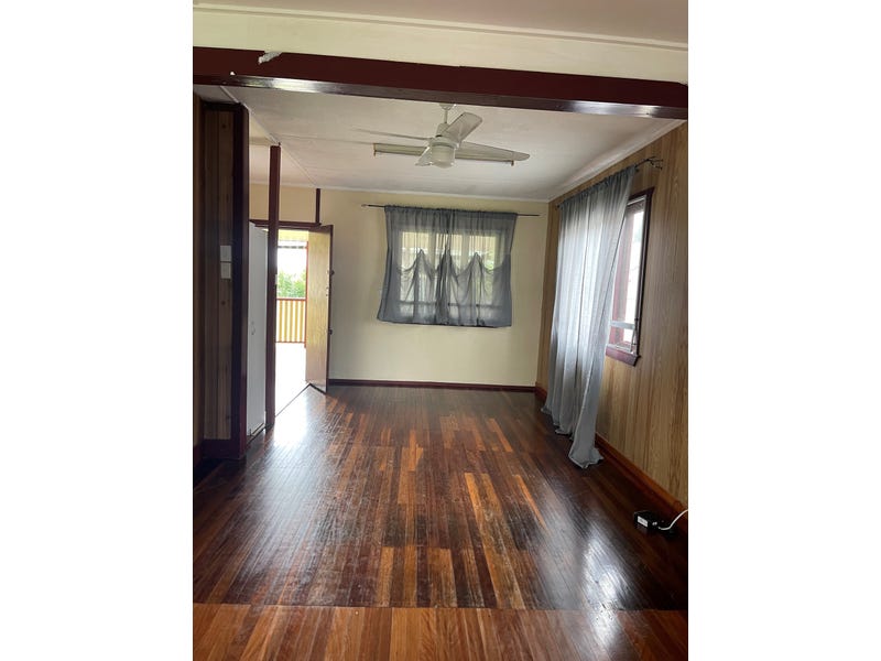 125 Hoskins Street, Sandgate, QLD 4017