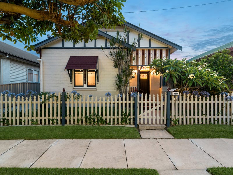 29 Braye Street, Mayfield, NSW 2304