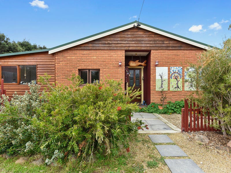 18 Moomere Street, Carlton, Tas 7173 Property Details