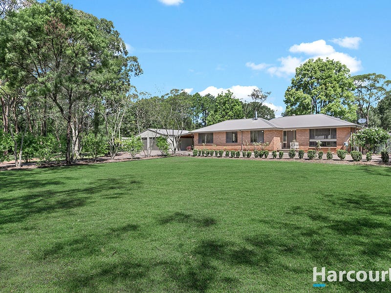 6 Recluse Place, Salt Ash, NSW 2318