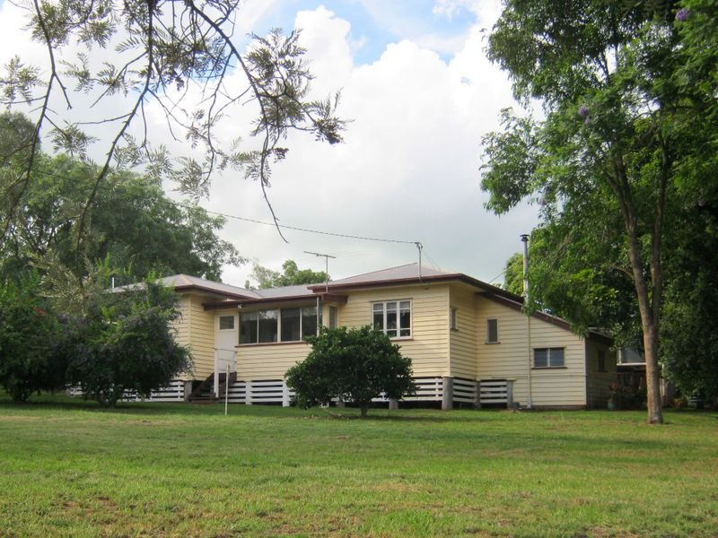 263 Hoggs Road, Wooroolin, QLD 4608