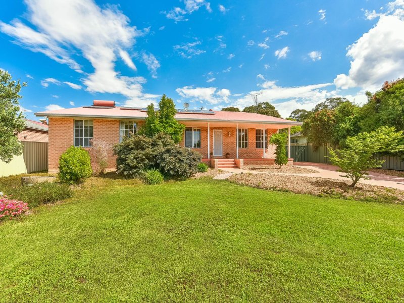 12 Close Street, Thirlmere, NSW 2572