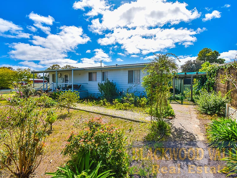 60 Blackwood Road, Greenbushes, WA 6254 Property Details