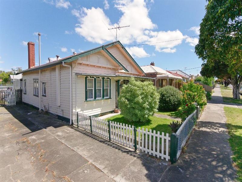 27 Evans Street, Belmont, Vic 3216 Property Details