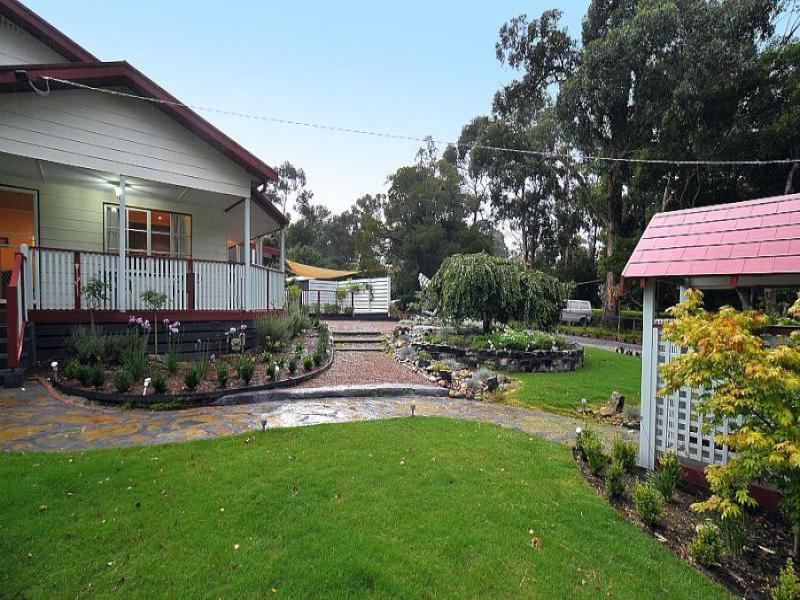 22 Sophia Grove, Vic 3160 Property Details