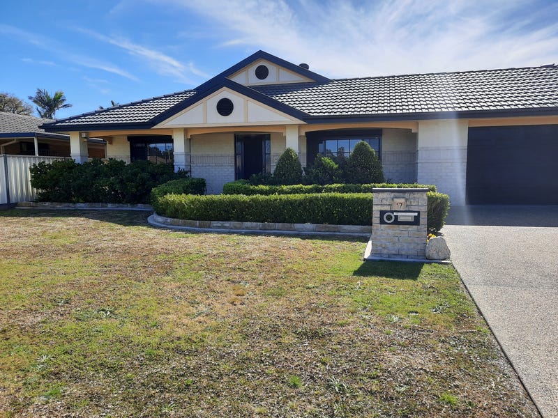 17 Main Road, Heddon Greta, NSW 2321