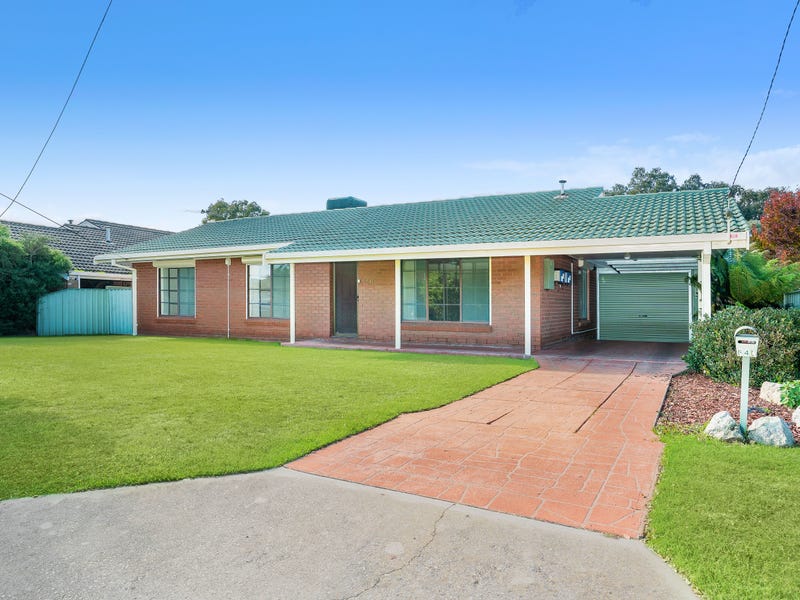 540 b Street, Lavington, NSW 2641 Property Details