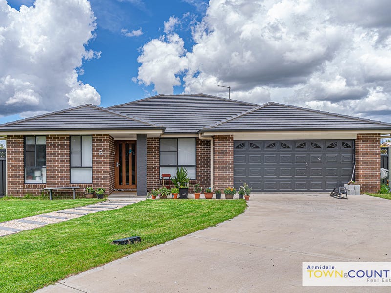 2 Kilcoy Close Armidale NSW 2350 realestate .au