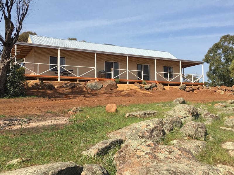 12 Brooklyn Road, Spencers Brook, WA 6401