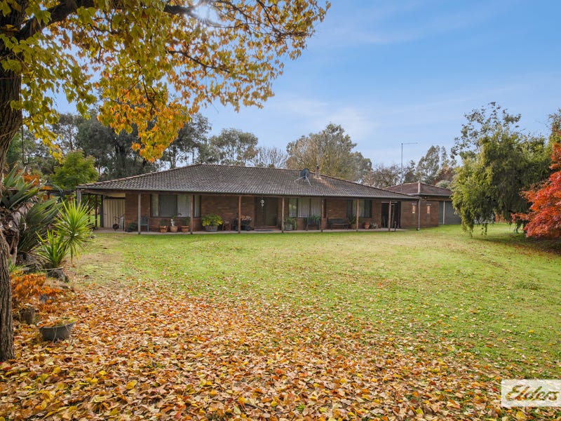 2 White Street, Barnawartha, Vic 3688 Property Details