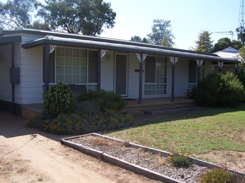 23 Currawong Crescent, Coleambally, NSW 2707 Property Details