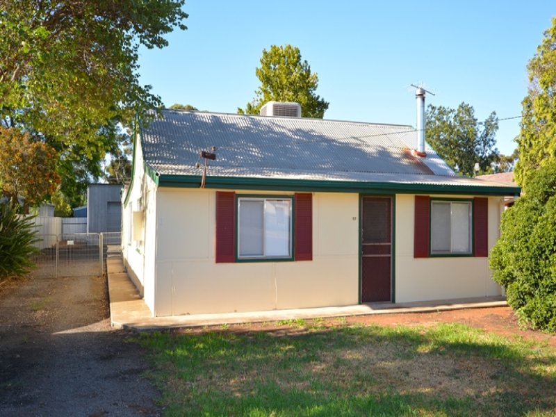 17 Elder Road, Griffith, NSW 2680 Property Details