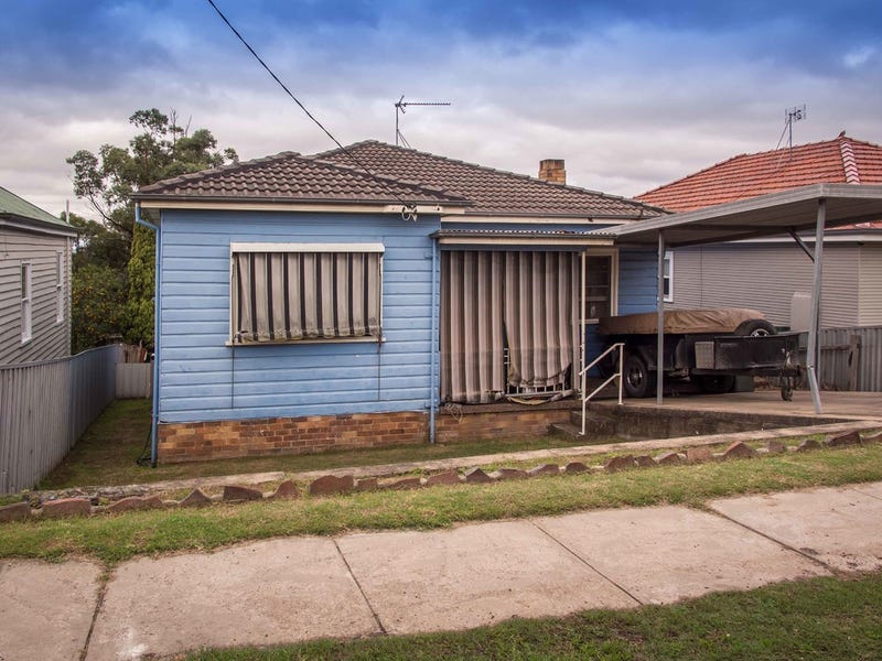 17 Aberglasslyn Road, Rutherford, NSW 2320 Property Details