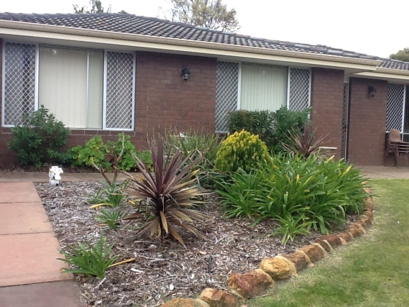 16 Orangedale Road, Lesmurdie, WA 6076