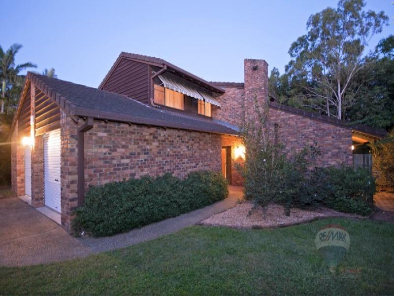 10 Westlake Drive, Mount Ommaney, QLD 4074