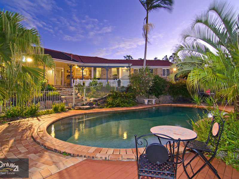 16 Greenfern Place, Ferny Grove, QLD 4055